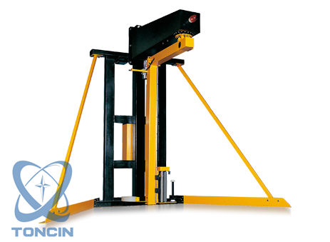 4.DR1800FE悬臂挤压包装机（三脚架式）-副本